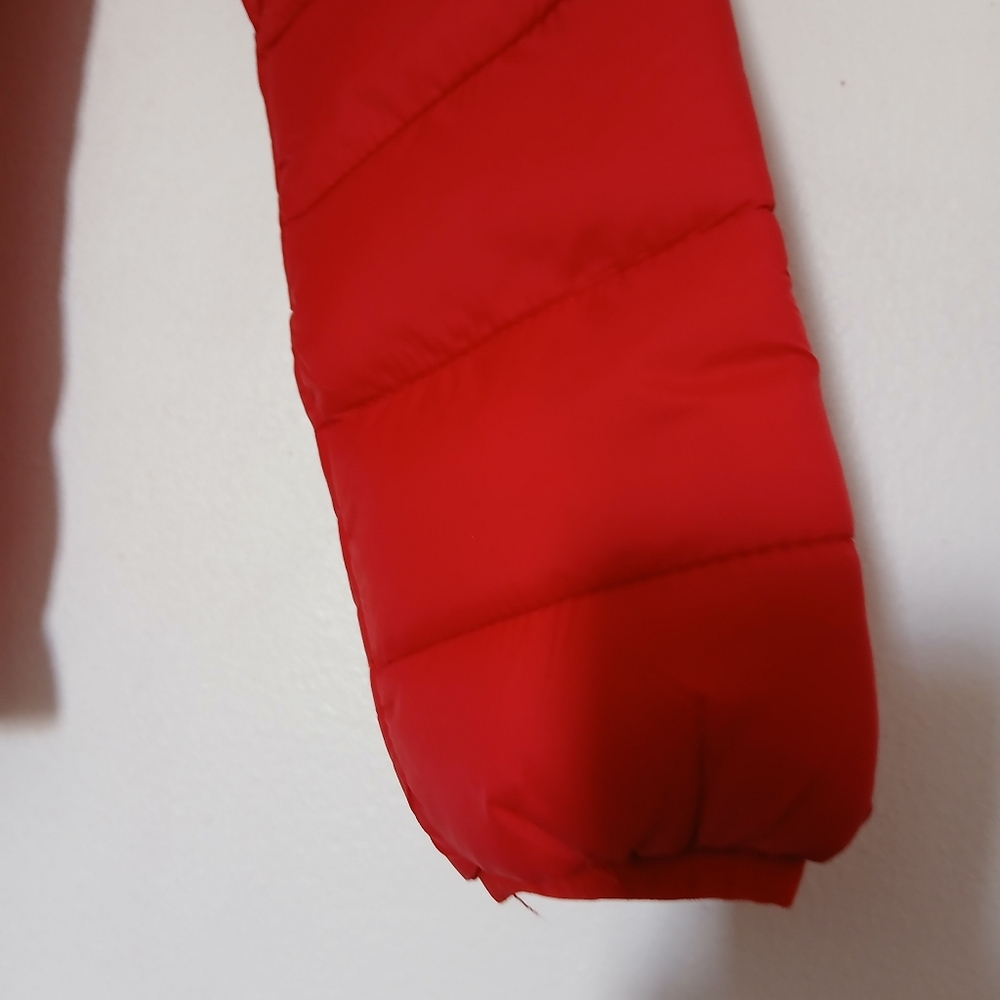 POLU Women's Bold Red Puffer Coat Size L  2 Pocket NEW - Picture 7 of 12